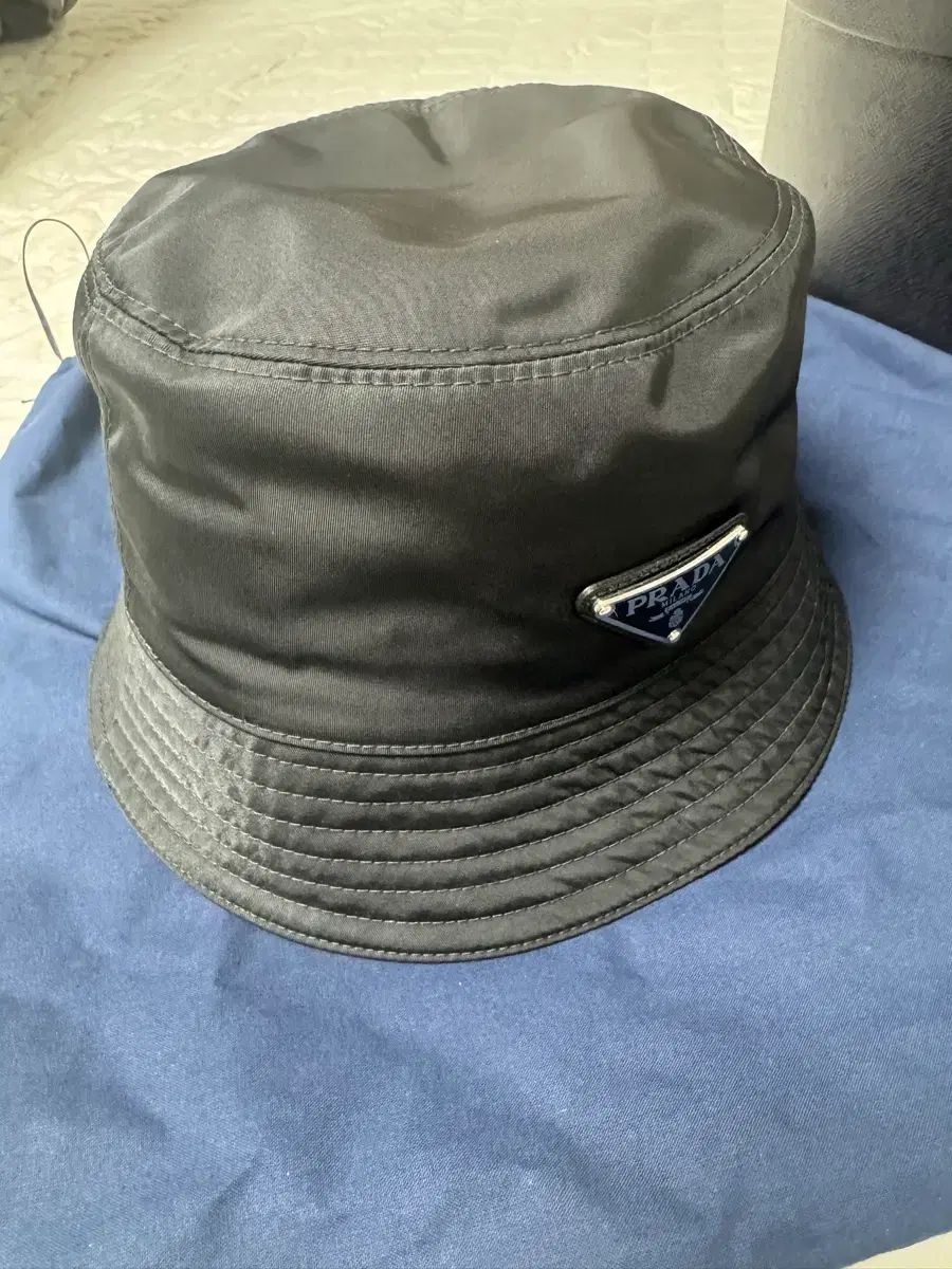 PRADA ブラック バケットハット ケース ダストバッグ