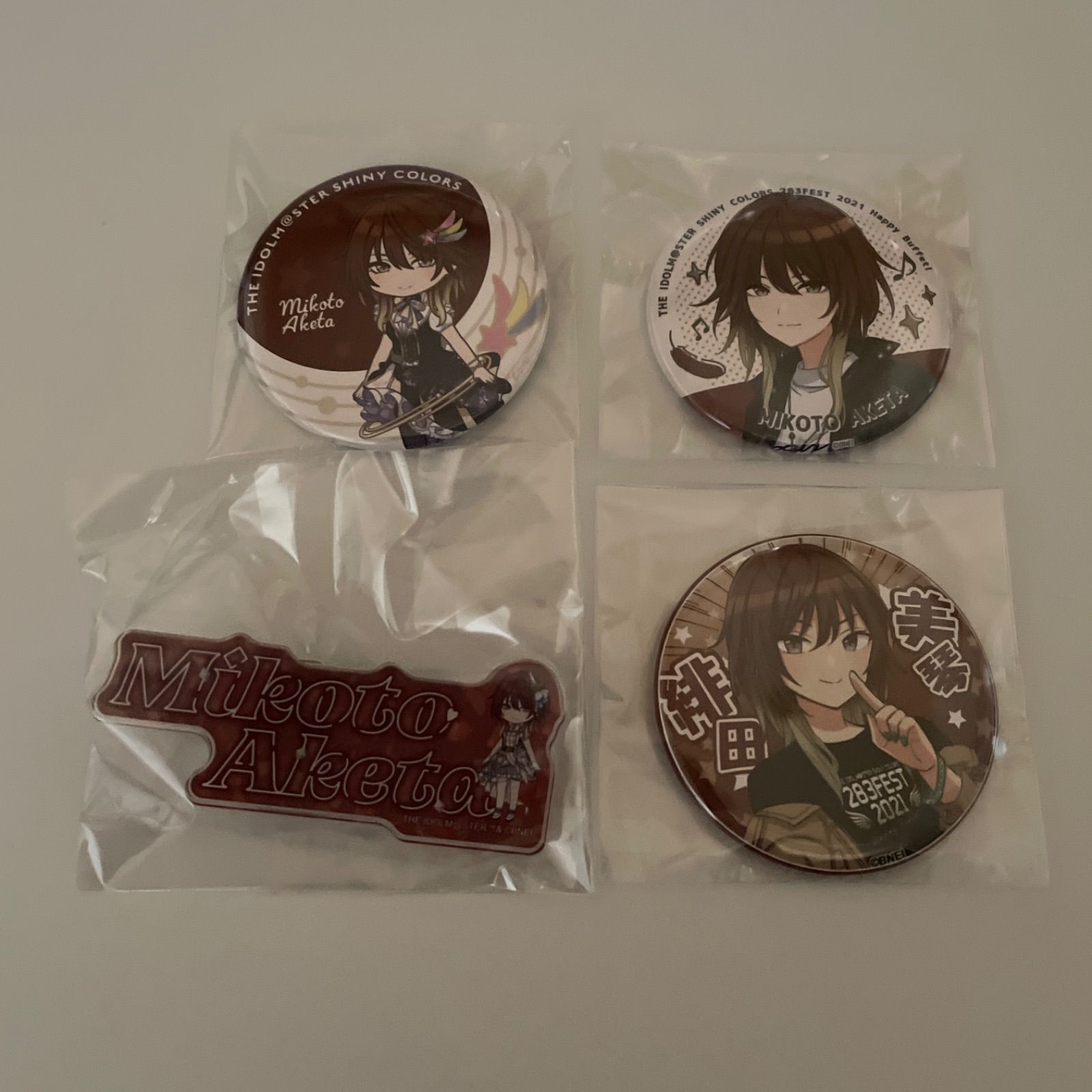 緋田美琴 アイドルマスターシャイニーカラーズ 缶バッジほか計4点 id