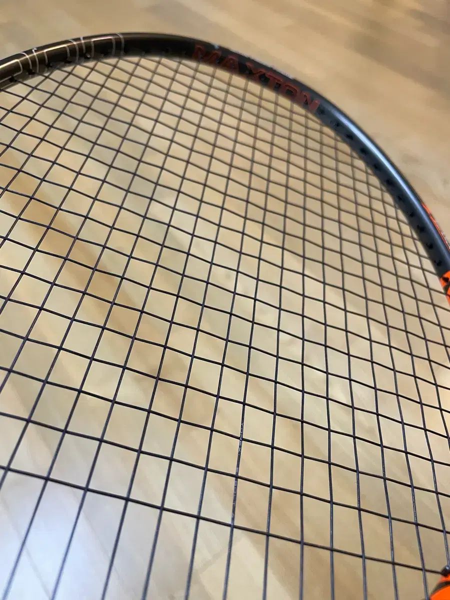 ラケット マクストーン300