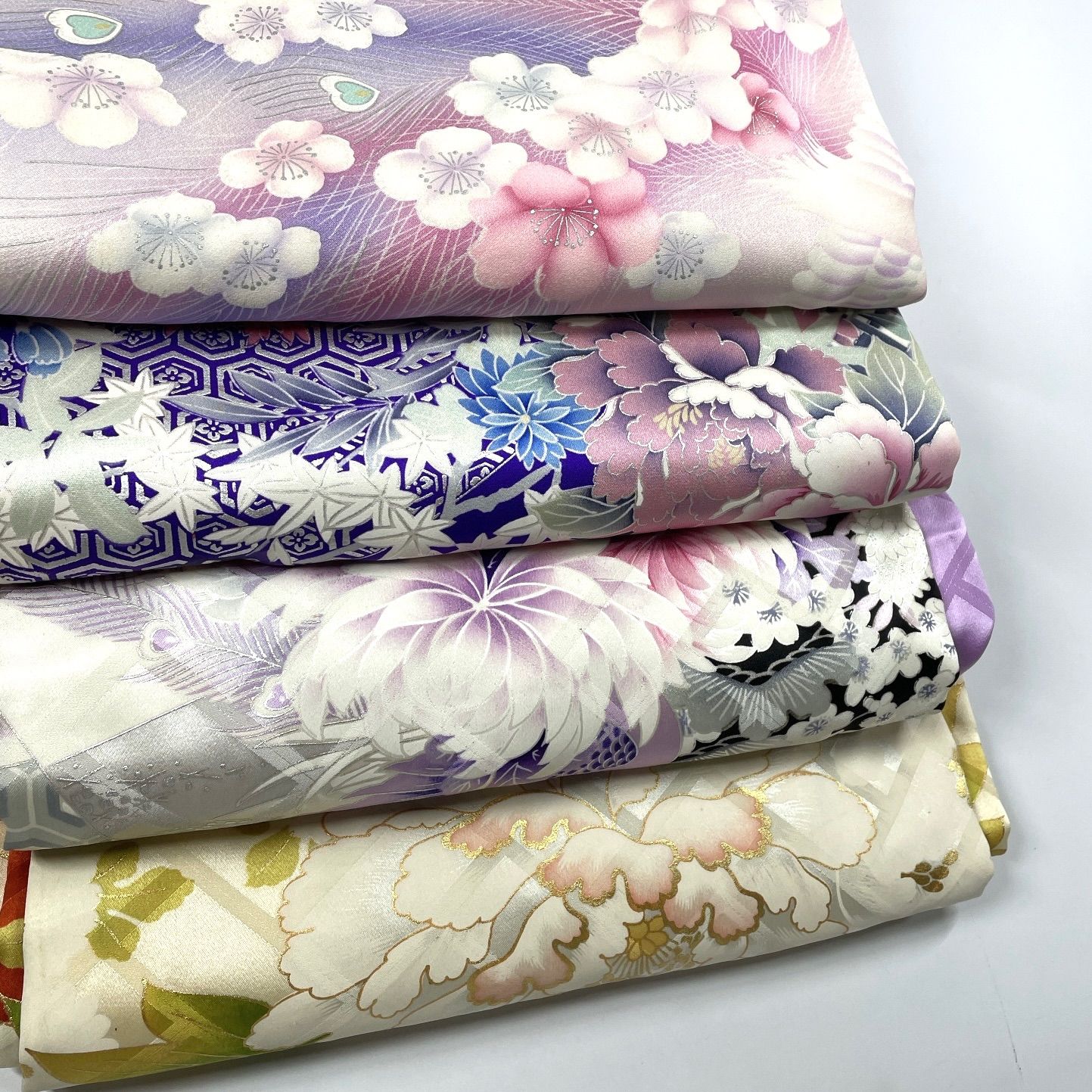 振袖 4枚 正絹 着物まとめ売り 同梱購入歓迎 リメイク用 着付け練習用