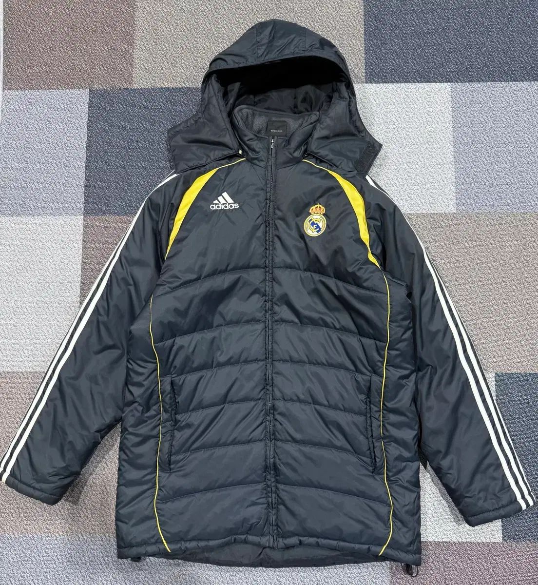 レアルマドリード ダウン ジャケット 100 - メルカリ