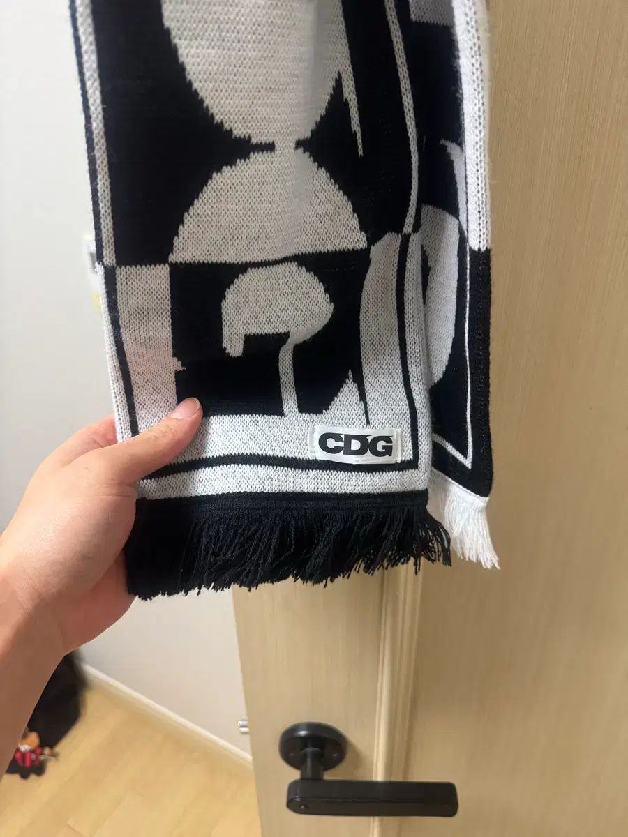 COMME des GARCONS CDG チェック柄マフラー ブラック 白
