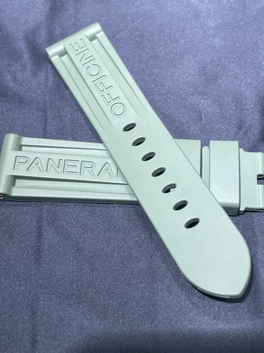 PANERAI パネライ カウチュク ラバー ストラップ カーキ