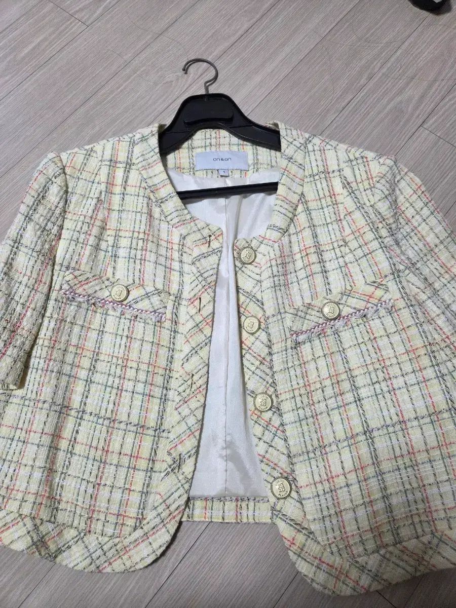 on ツイード サマージャケット