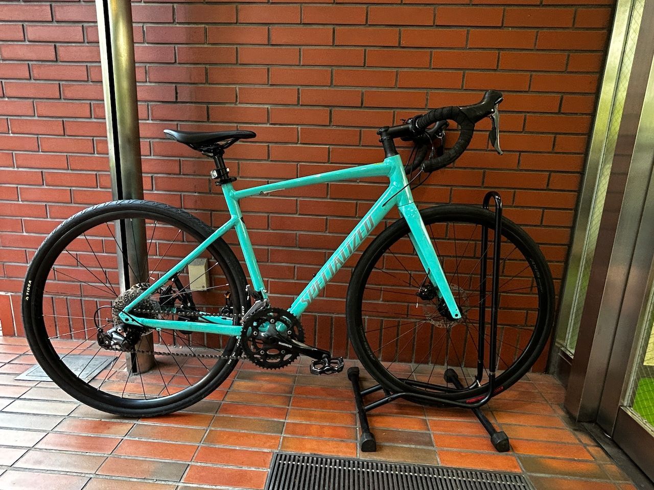 SPRx94) Specialized ALLEZ E5 DISC (Claris) / 万能ロードバイク 中古