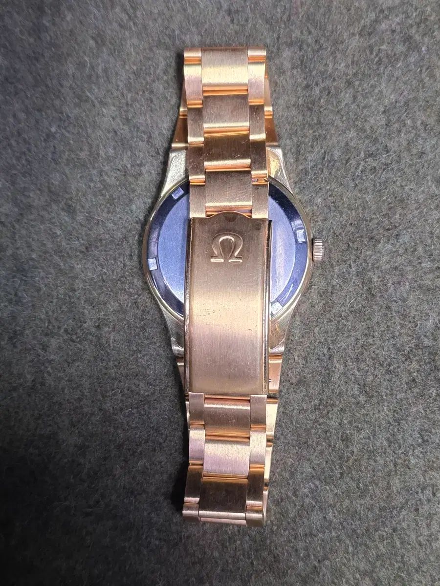 オメガ ジュネーブ ゴールド ヴィンテージ 時計