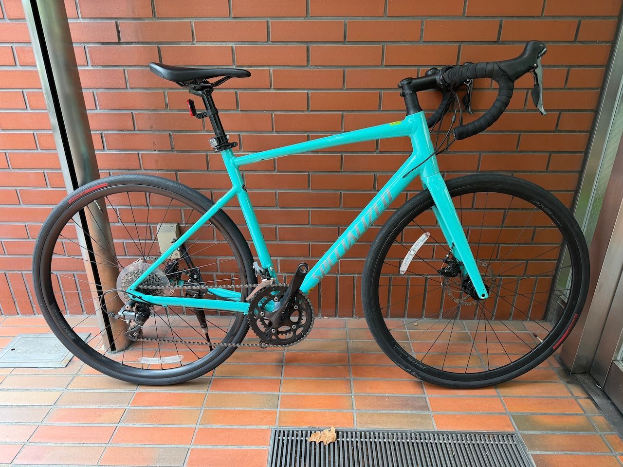 SPRx93) Specialized ALLEZ E5 DISC (Claris) / 万能ロードバイク 中古