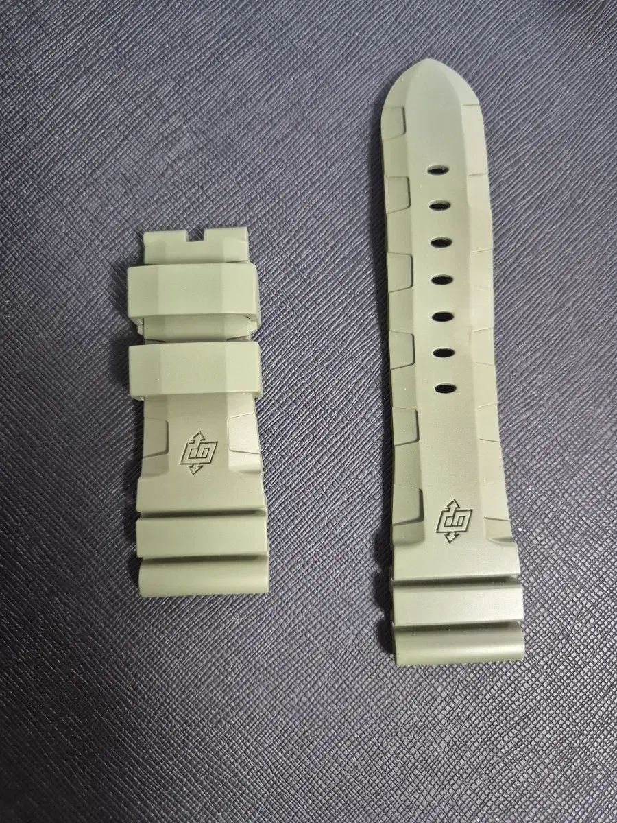 PANERAI パネライ ラバー アコーディオン カウチュク グリーン 26 mm