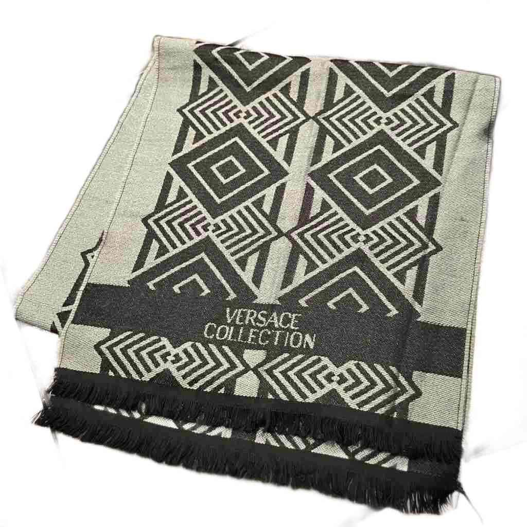 ジャンニヴェルサーチ ヴェルサーチェ GIANNI VERSACE マフラー