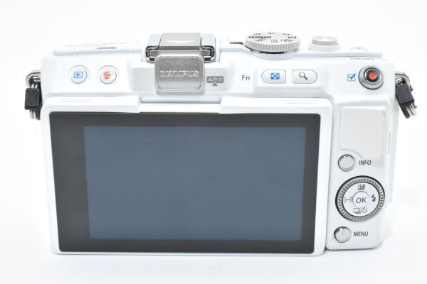 ☆極上品☆ Olympus オリンパス PEN Lite E-PL6 ボディ ホワイト #K211