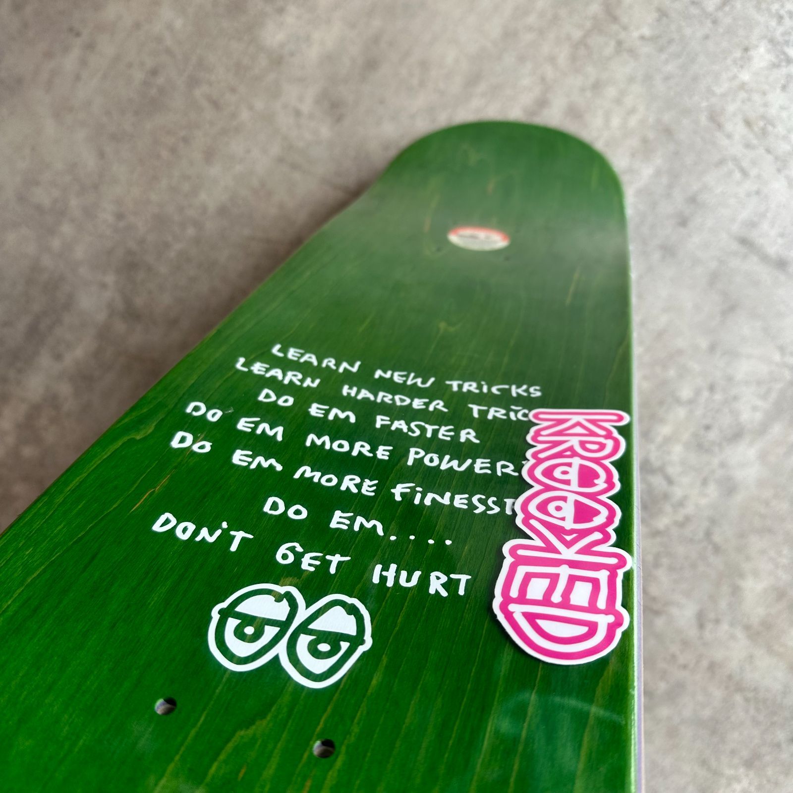 スケートデッキ TEAM 7.3 inch WB 32.4㎝ KROOKED クルキット