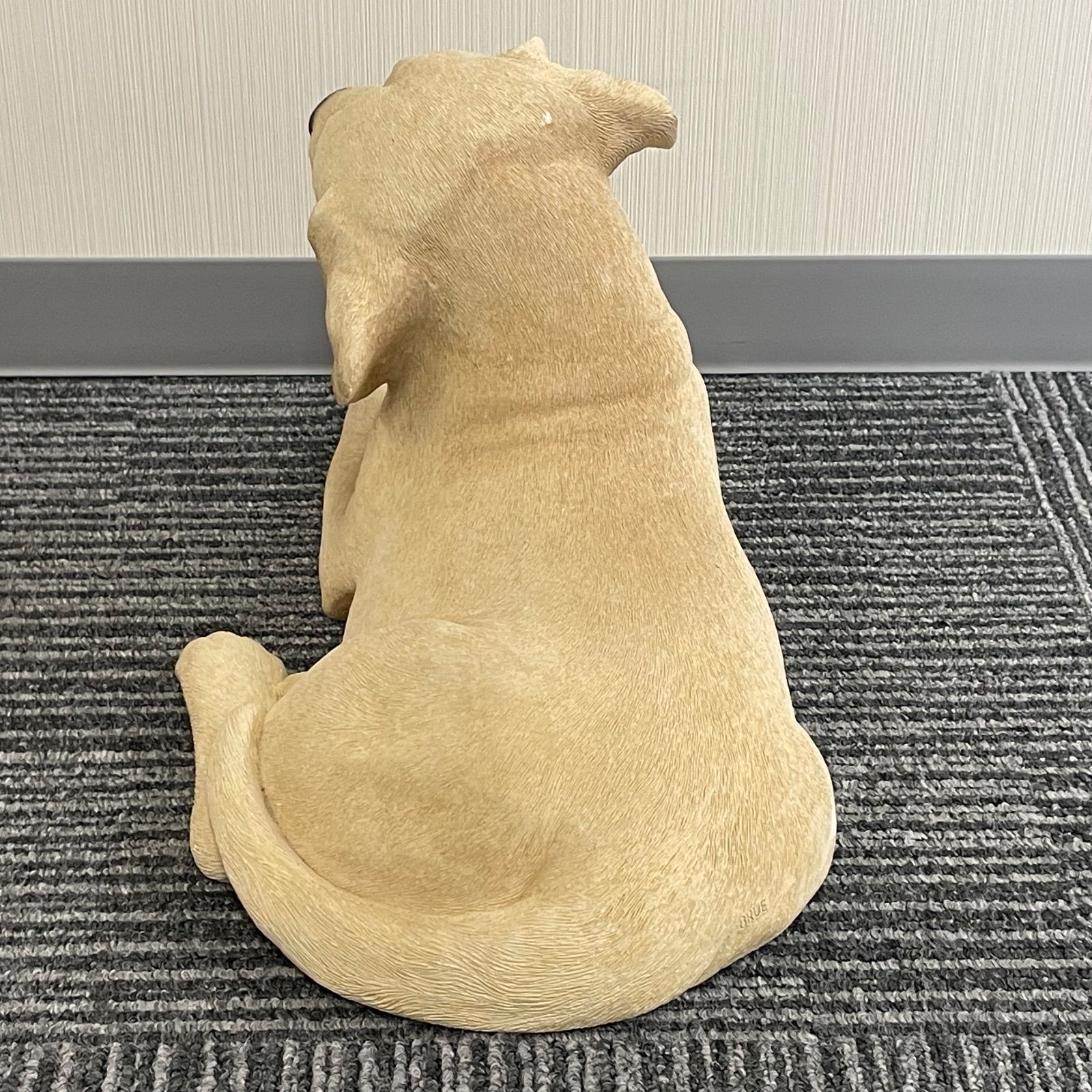 SANDICAST ラブラドール イエロー子犬 置物 商品708】サンドラ・ブルーによるSandicast製ビンテージ・イエロー