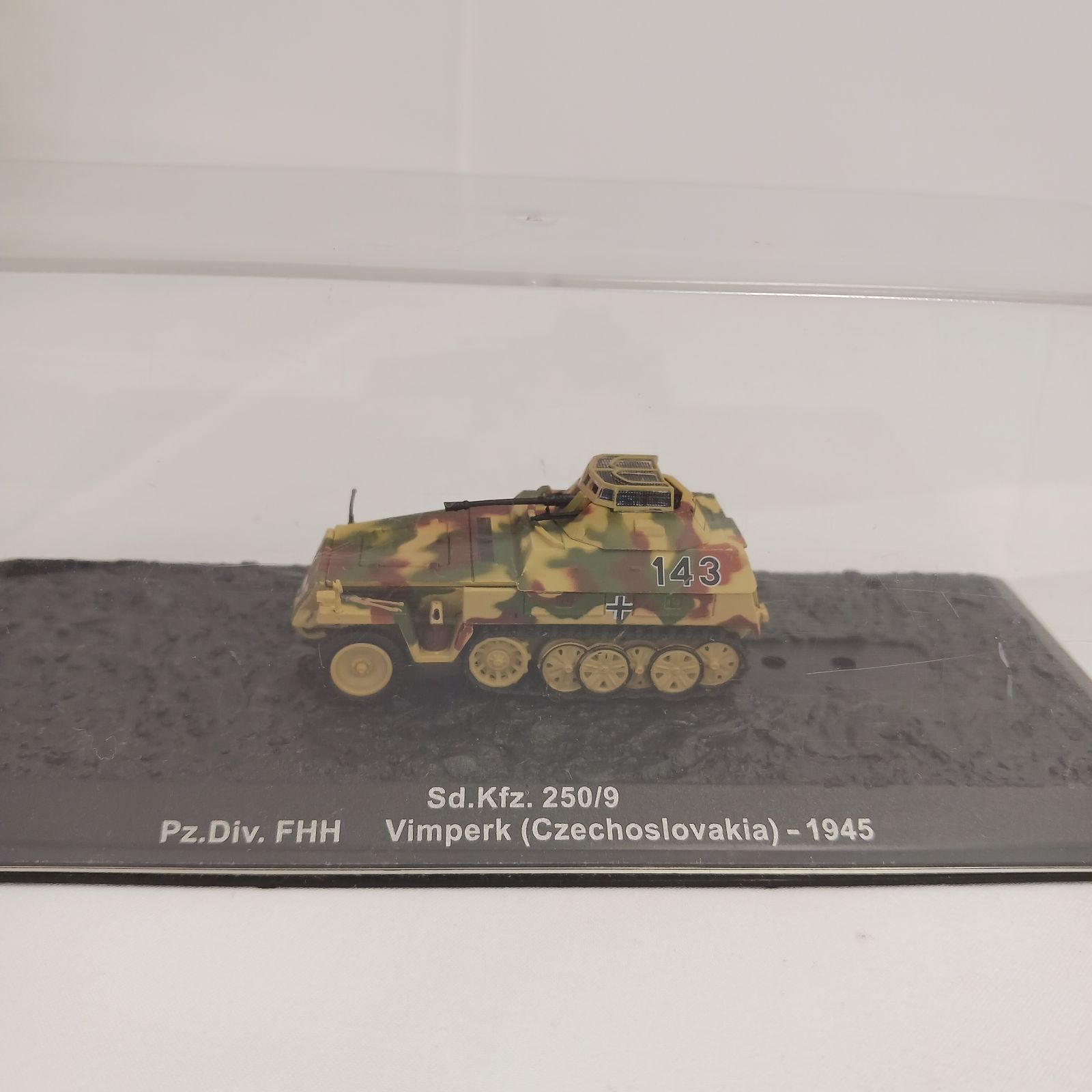 中古美品】デアゴスティーニ コンバット・タンクモデルコレクション