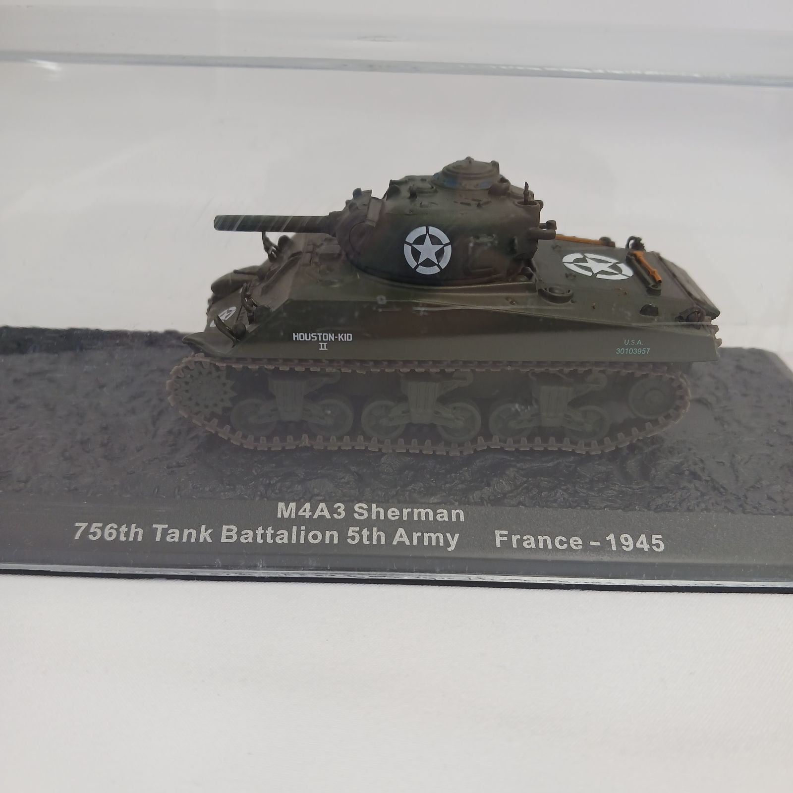 中古美品】デアゴスティーニ コンバット・タンクモデルコレクション