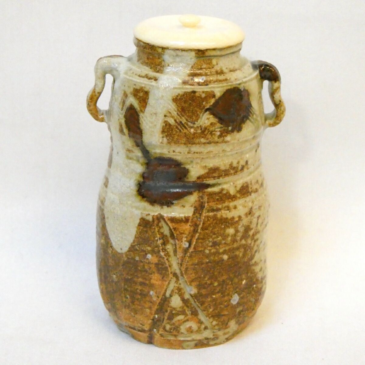 e3126 加藤弥右衛門 美濃伊賀 茶入 共箱 耳付茶入 茶道具 e3126 加藤弥