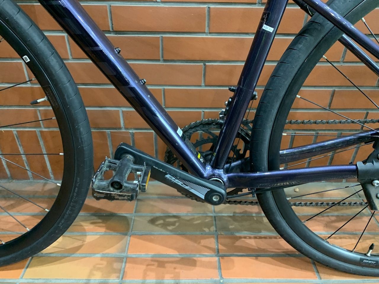GIRw46) Giant CONTEND AR 4 (Claris) ジャイアント ロードバイク 中古
