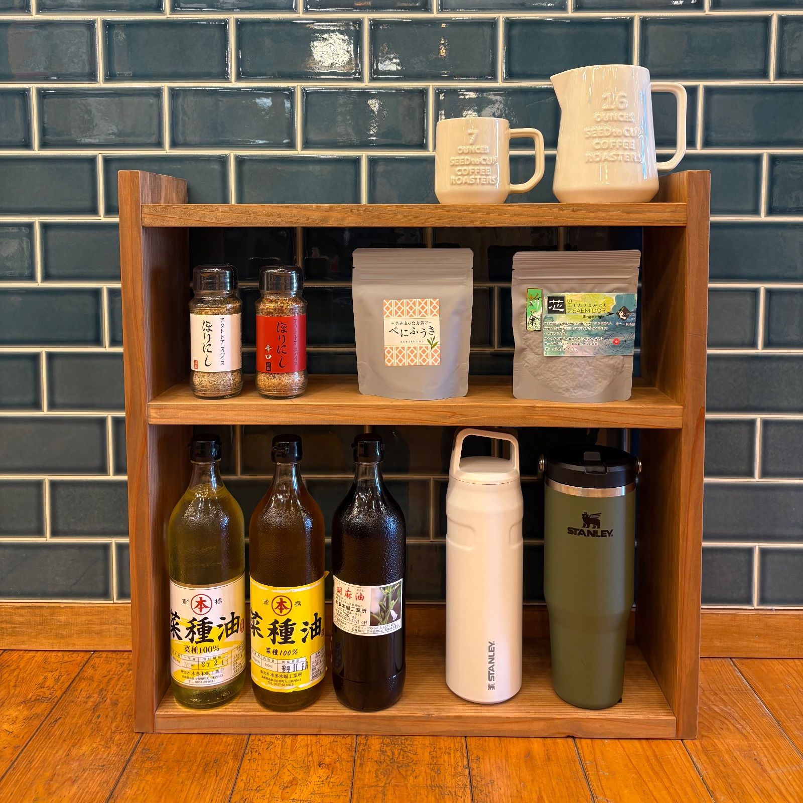 木 ハンドメイド マルシェラック ディスプレイ台 - メルカリ