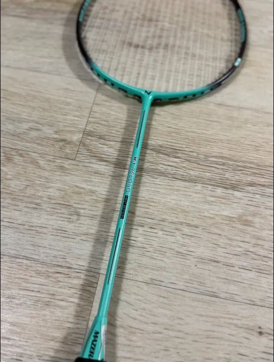 マジェラ バドミントン ラケット M-1 RELOAD MINT