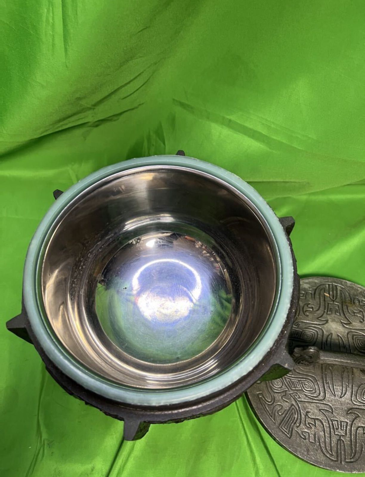 饕餮文銅器 三つ足香炉 台湾製 中華國寳 中国美術 蓋付 鋳銅製 青銅器