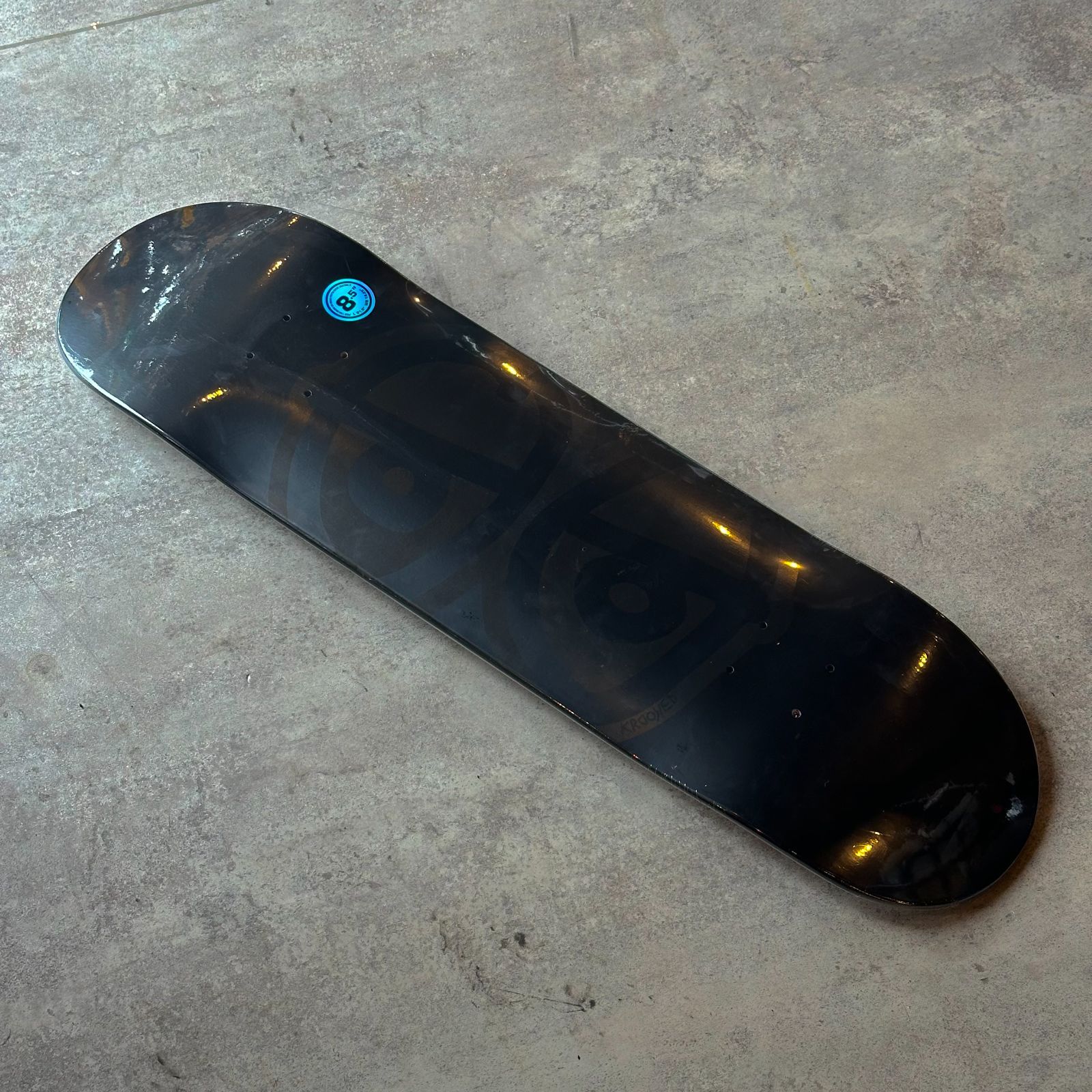 スケートデッキ TEAM 8.5 inch WB 14.25 KROOKED クルキット