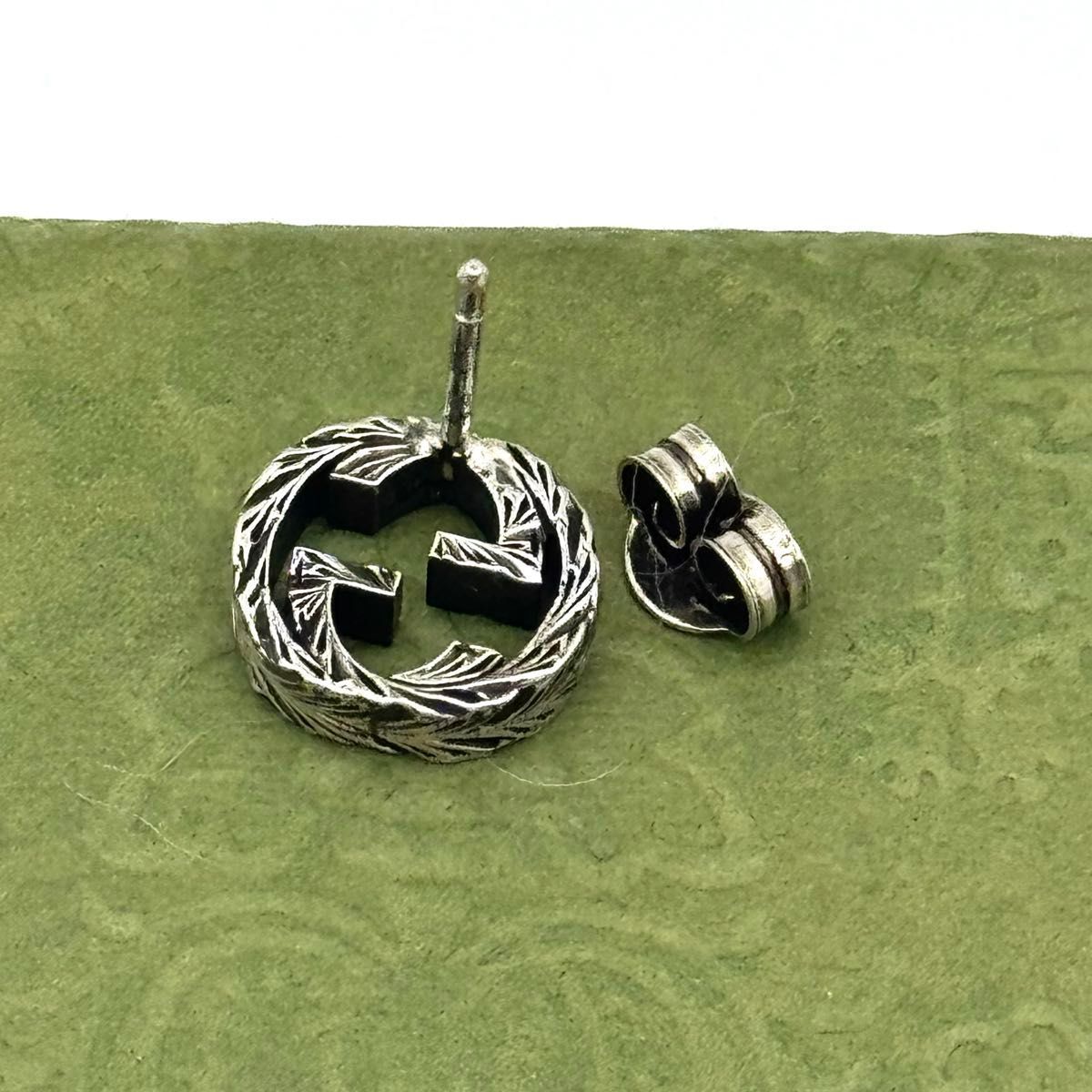 GUCCI インターロッキングg シルバー925 片耳 スタッズピアス 1247