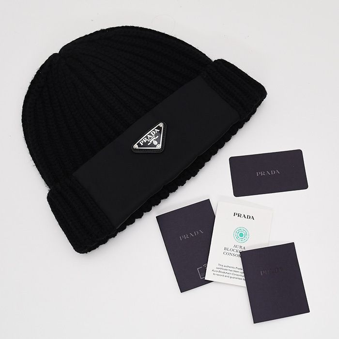 大人気商品】PRADA プラダ ニット帽 Lサイズ 正規品 紙袋付 PRADA