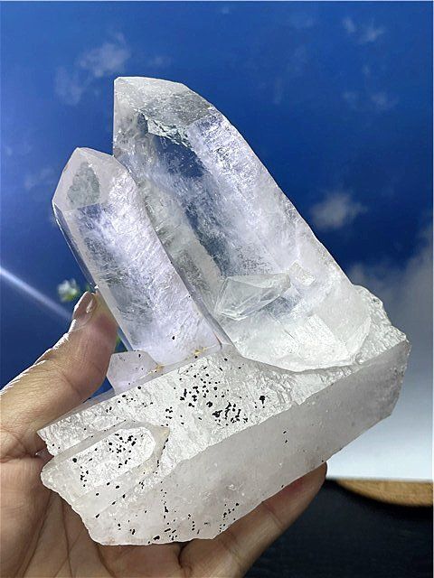 超強いパワー(藍針入り)天然水晶クラスターB88B6/216B28A