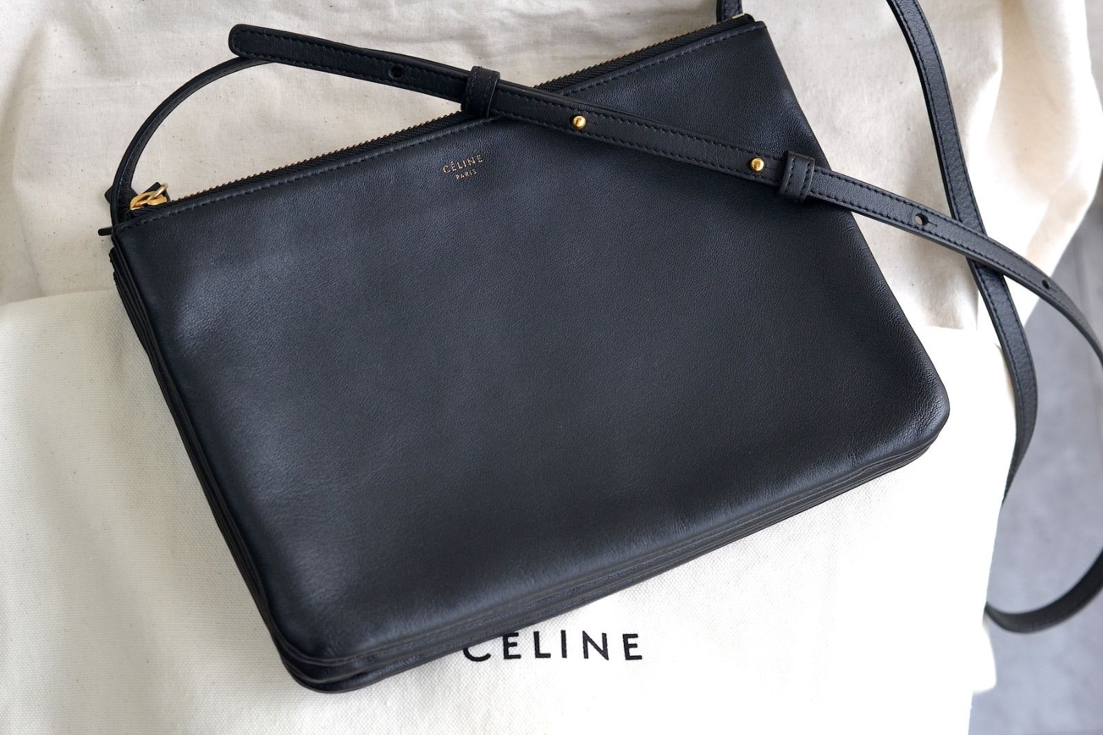CELINE】トリオ ラージ 黒 三連ポーチ ショルダーバッグ セリーヌ 