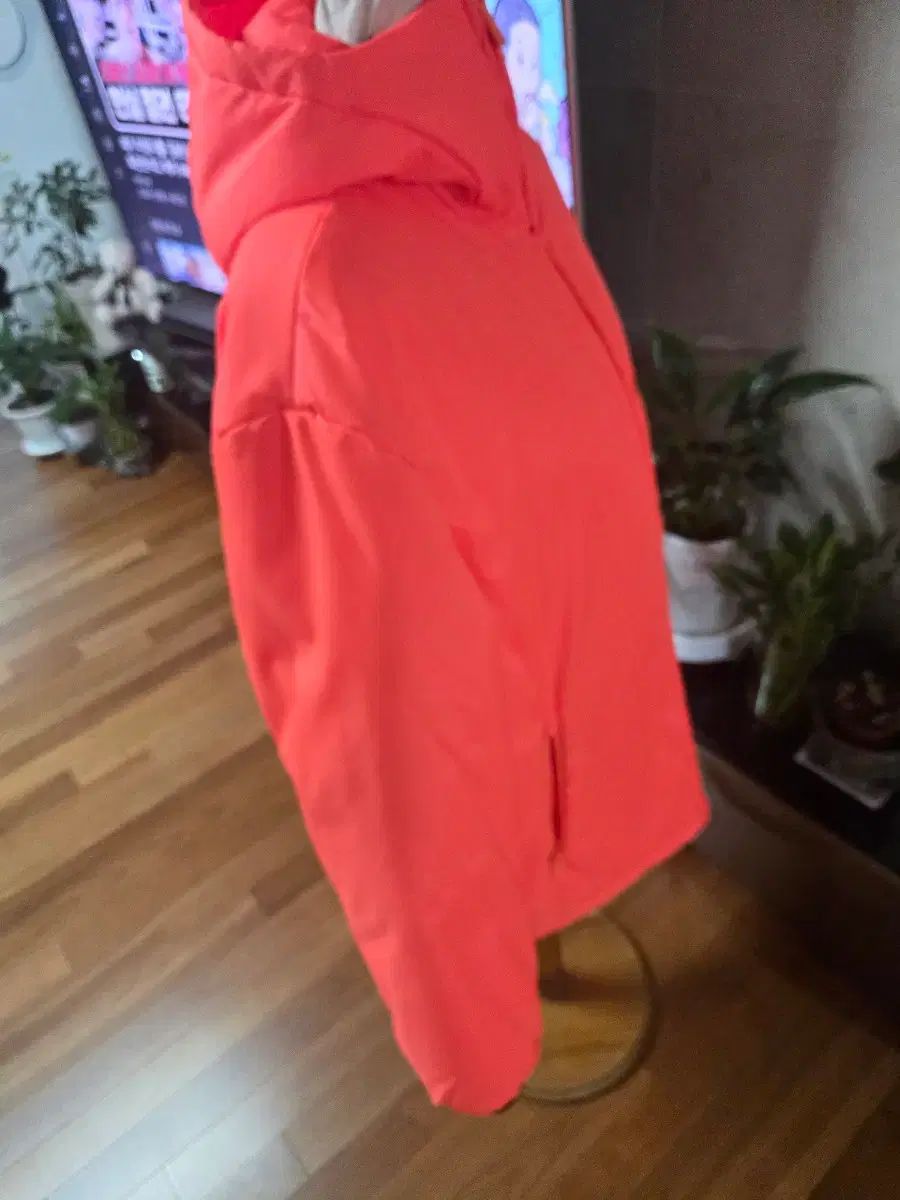 PRADA オレンジ フード ダウン アウター