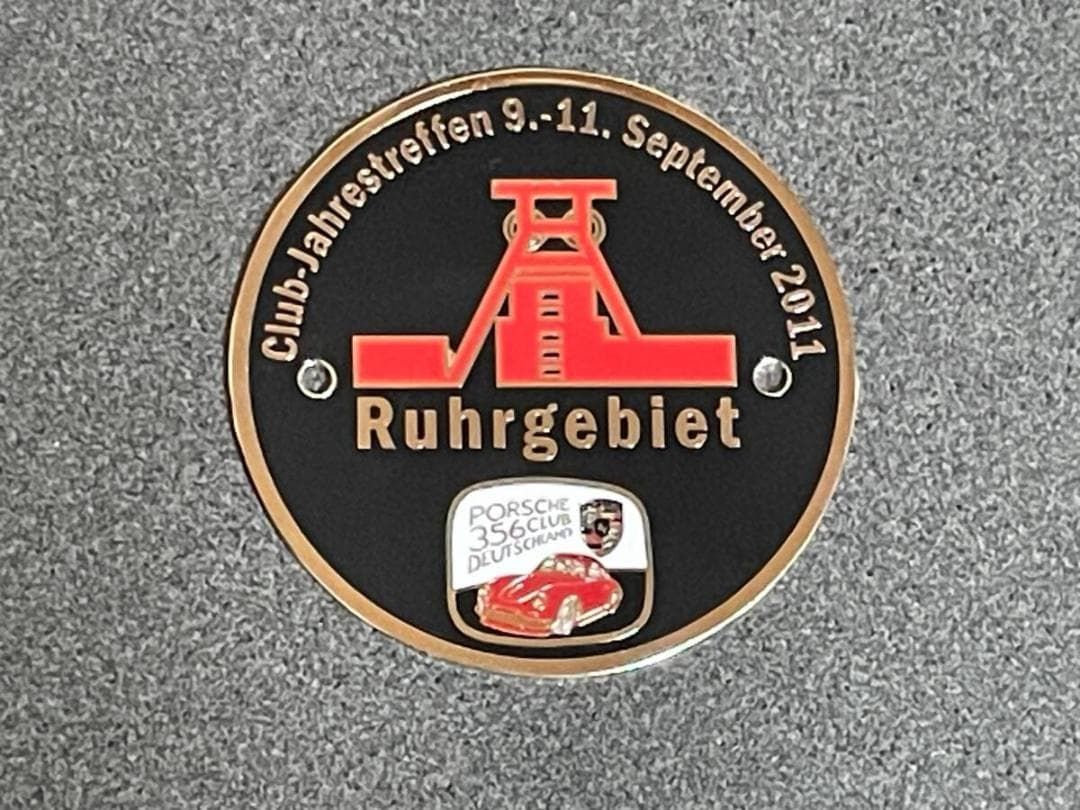 ポルシェ 356 クラブ ドイツ 2011 グリルバッジ カーバッジ