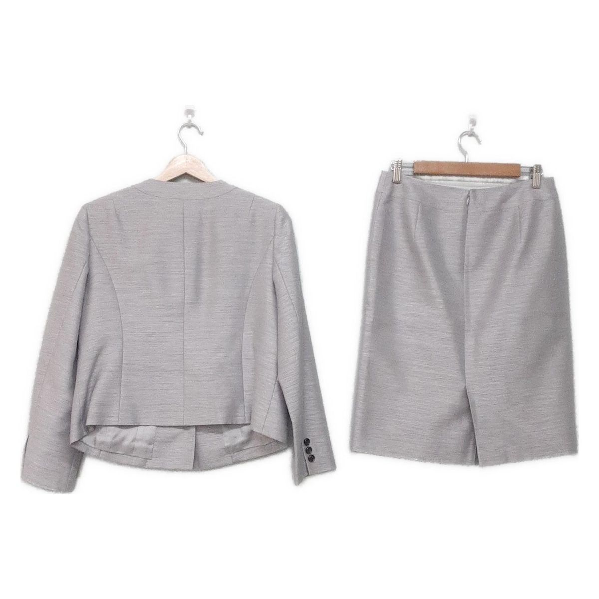 Burberry LONDON バーバリーロンドン スカートスーツ レディース - ライトグレー