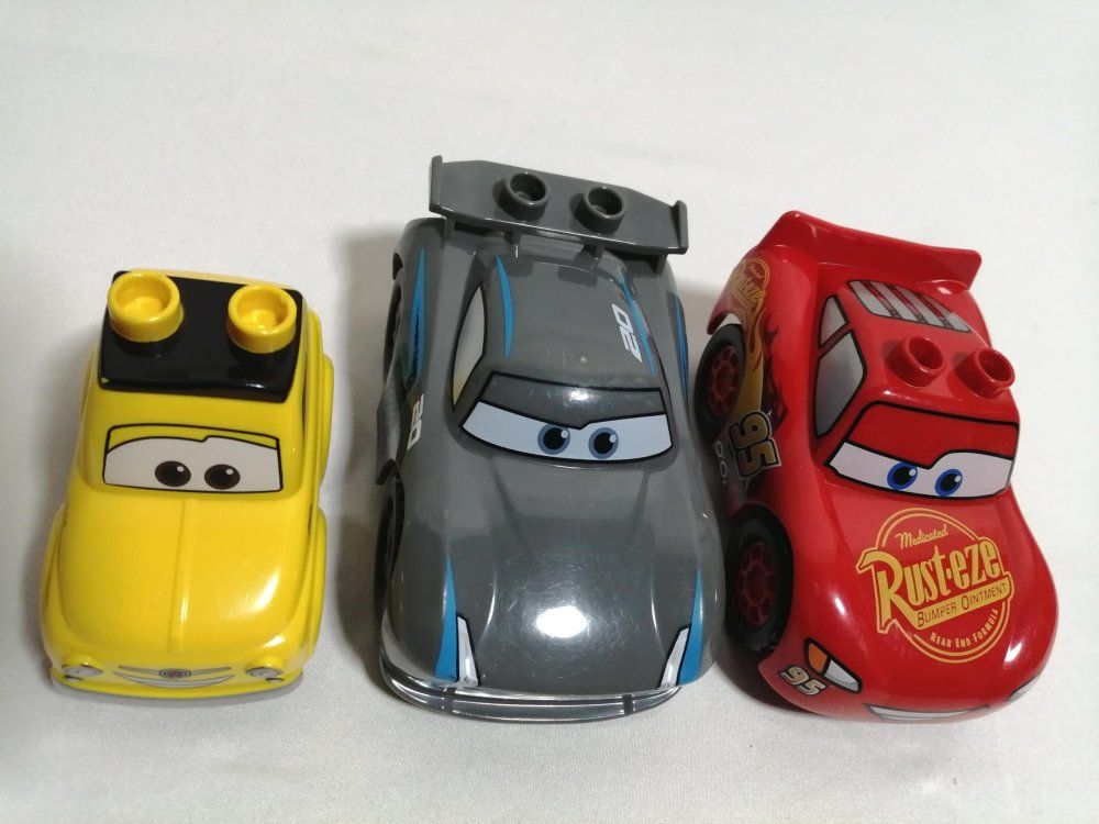 レゴ (LEGO) デュプロ ディズニー カーズ ピストンカップレース 10857