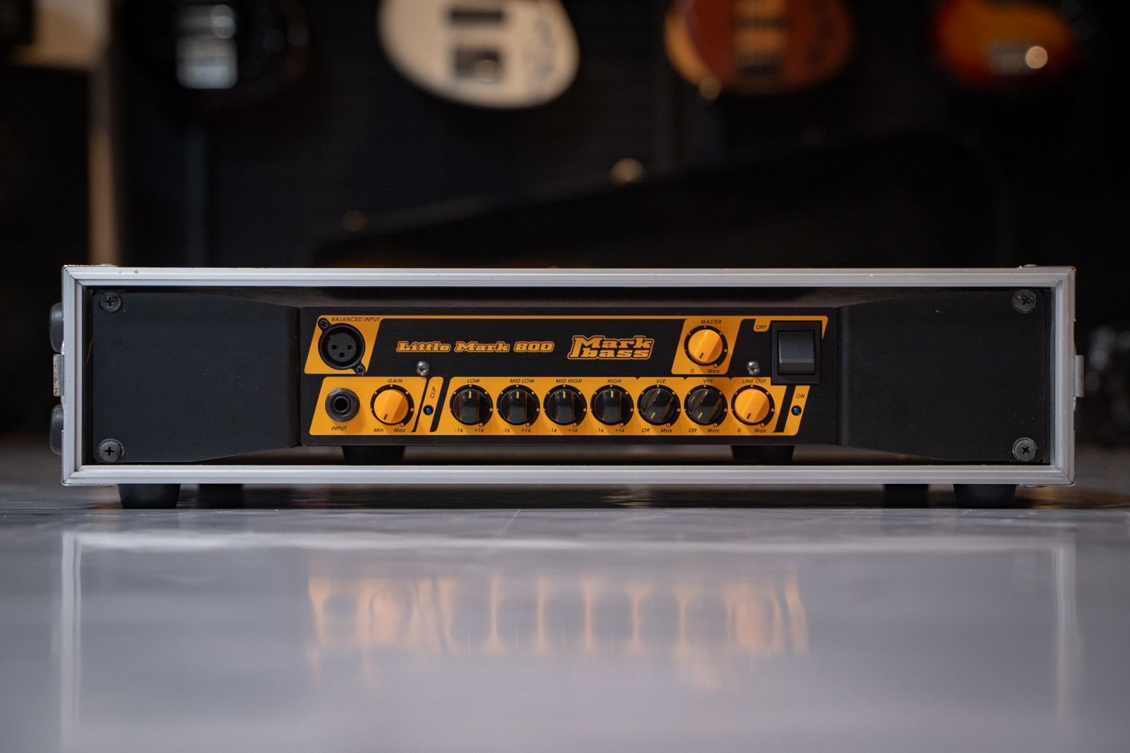 Markbass Little mark 800 GIB横浜