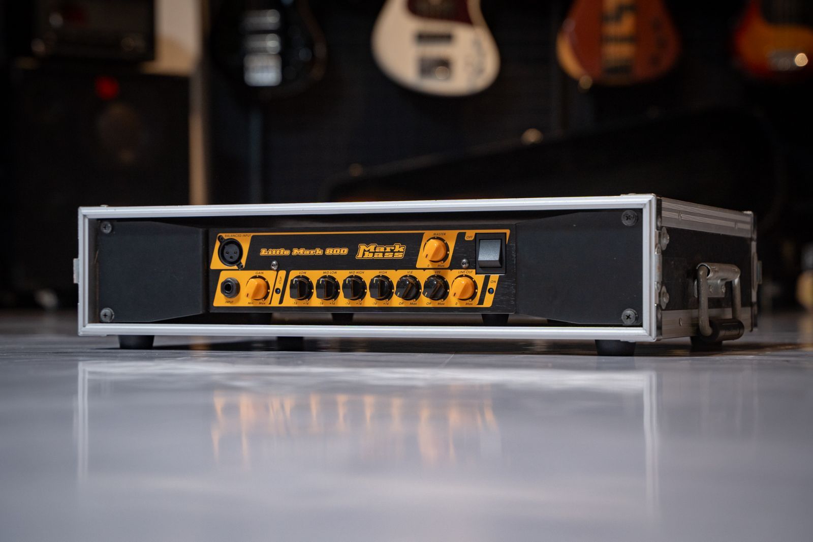 Markbass Little mark 800 GIB横浜