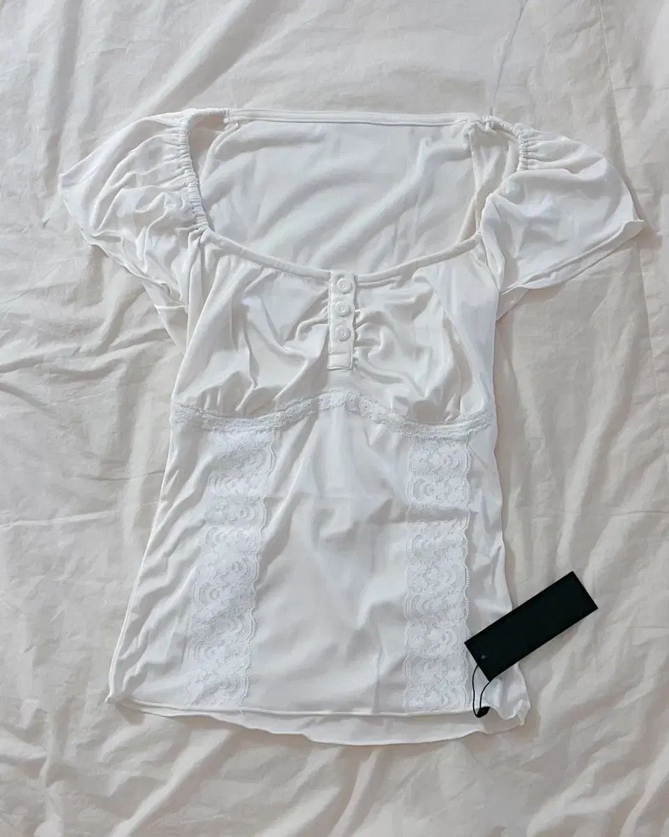 ジュリア トップス