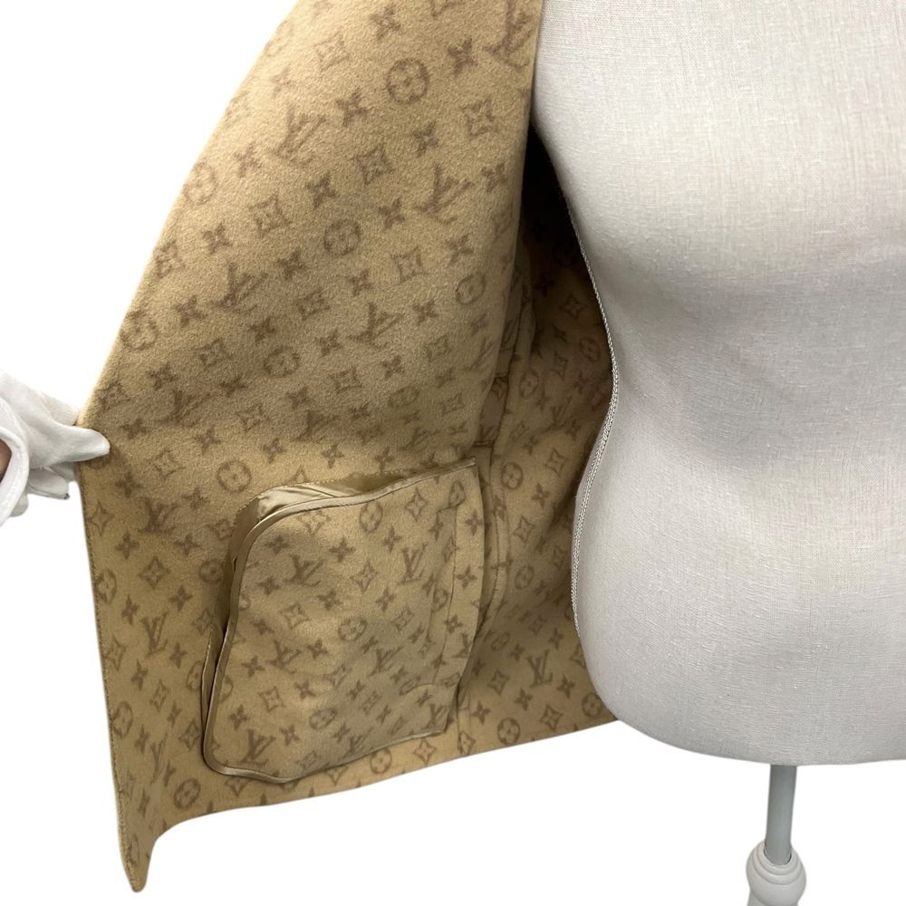 LOUIS VUITTON【ルイ・ヴィトン】 シグネチャーダブルフェイスラップ