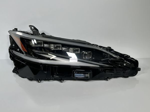 レクサス ES300h AXZH11 後期 純正 三眼LED 右ヘッドライト 右ライト