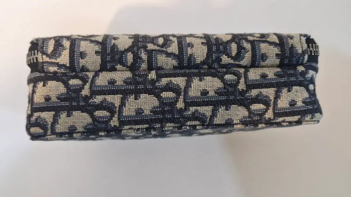 ディオール オブリーク