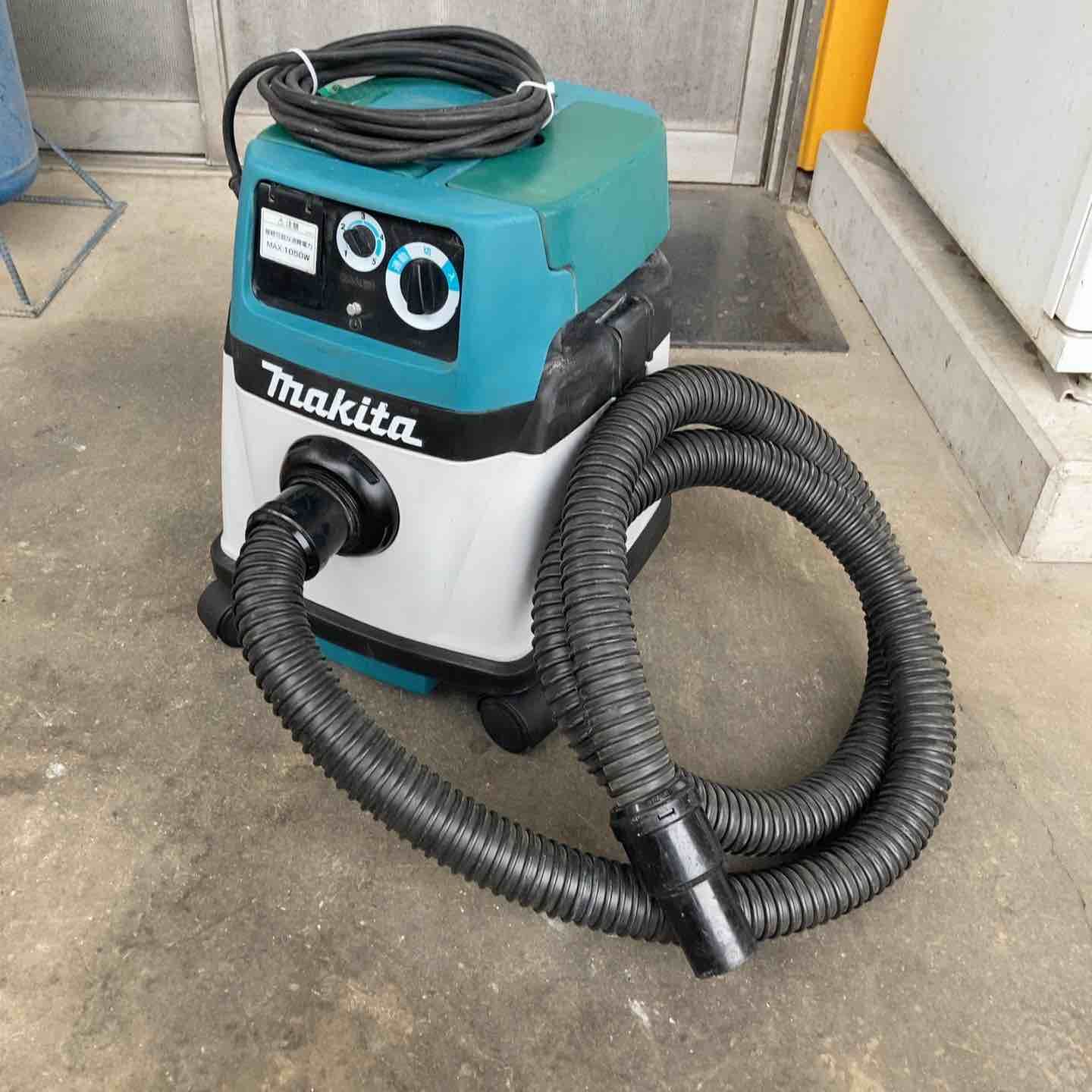 型式不明 マキタ makita 集じん機 483 or 484