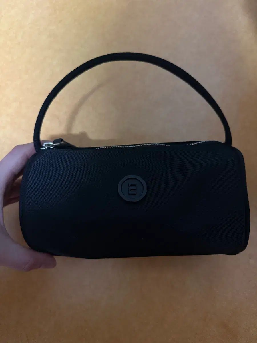 ミニミュート クロサークル ブラック TOKYO モデル