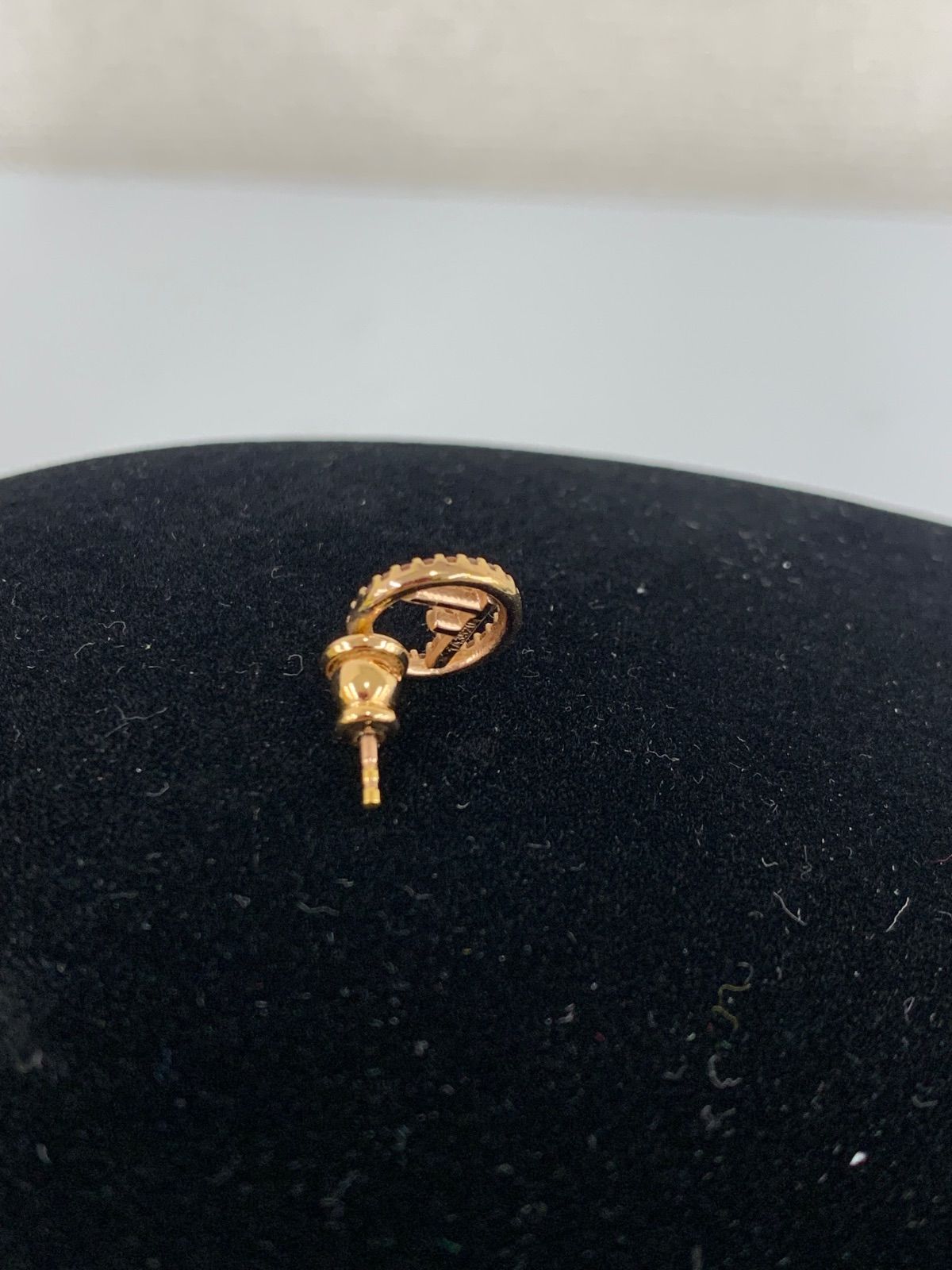 2 片方 FENDI ピアス ピンクゴールド 1