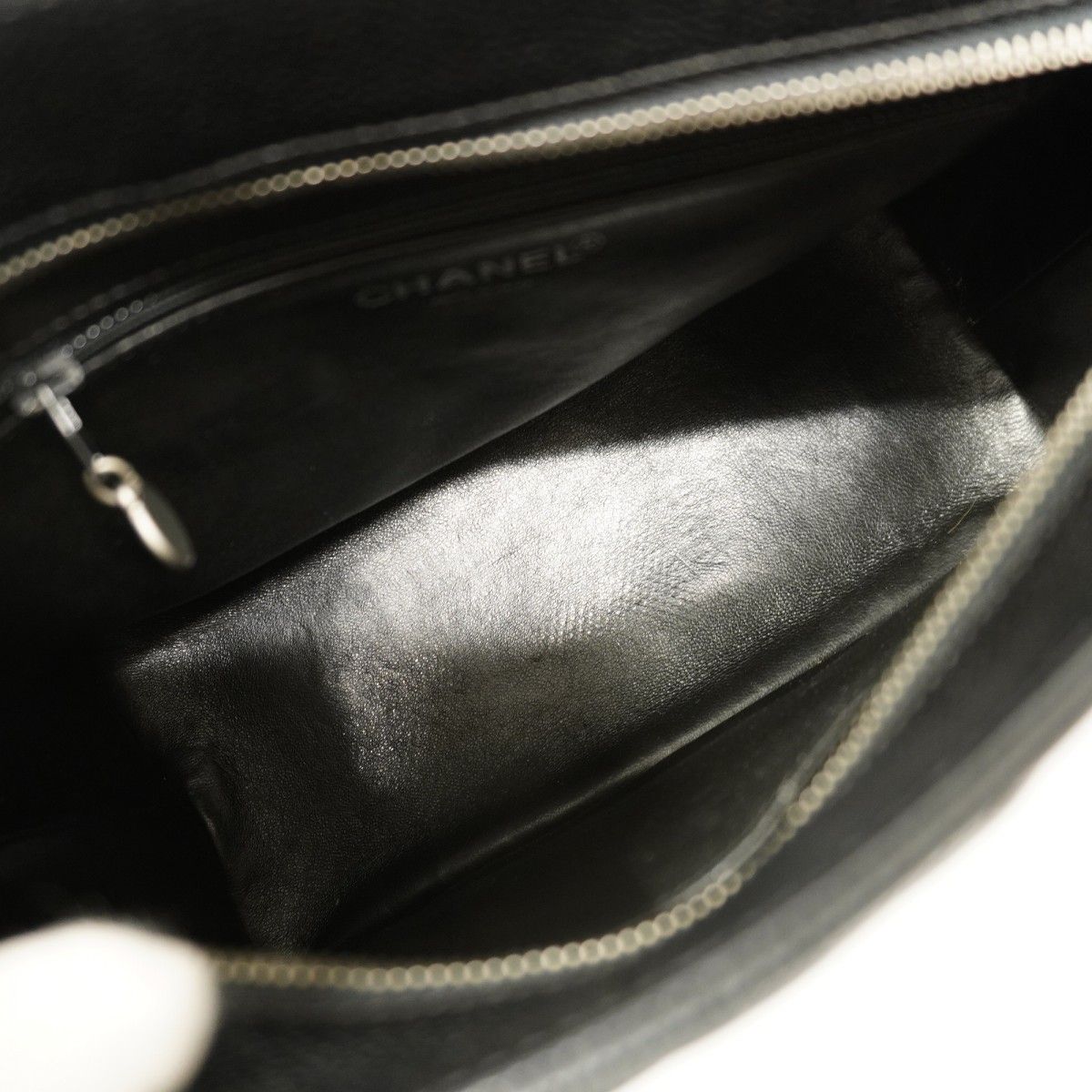 ブラック シルバー金具