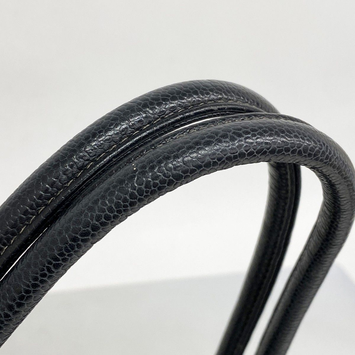 ブラック シルバー金具