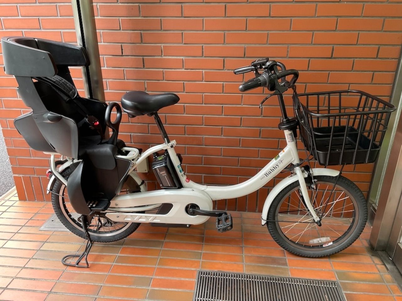 Y 28 N Yamaha PAS Babby un SP 電動アシスト付き後子乗せ自転車 車 白 142 cm以上 発送東京23区内のみ