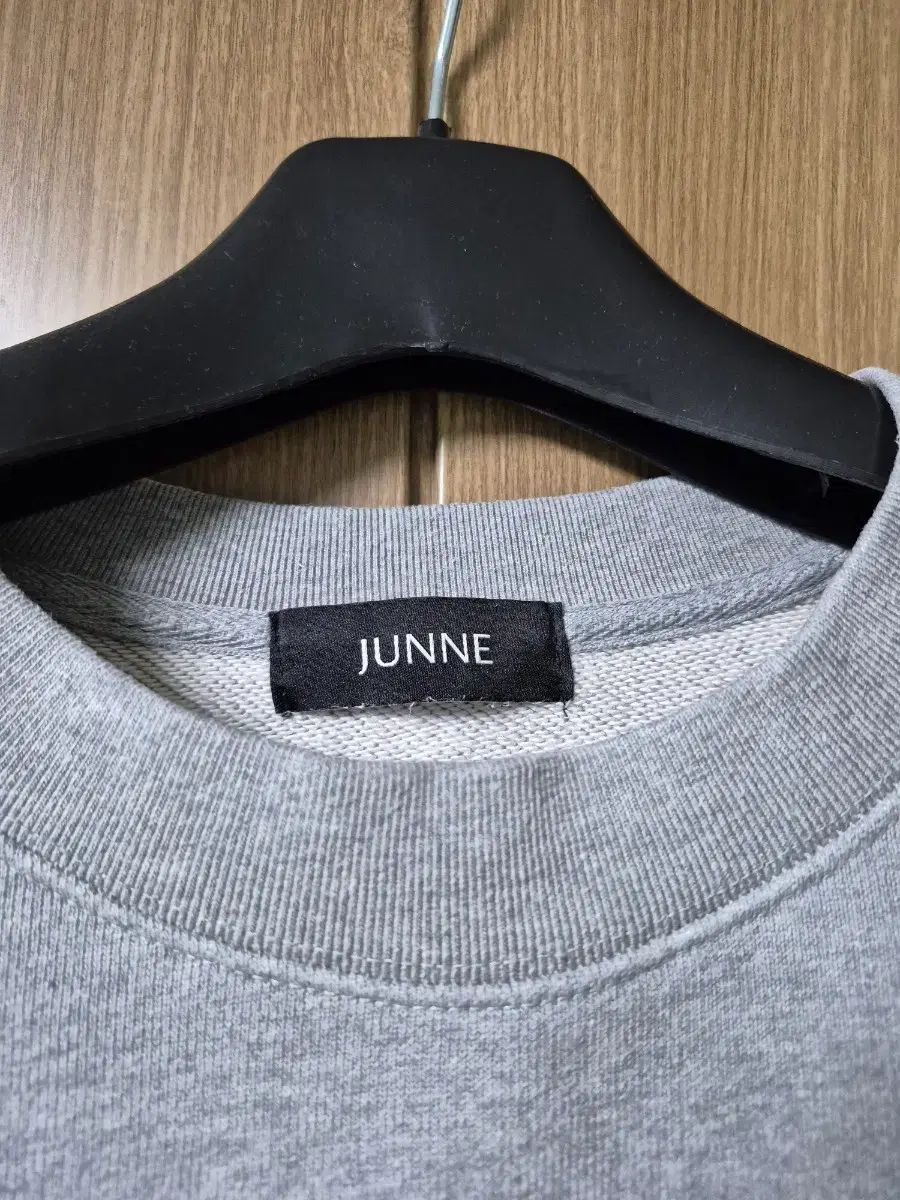 ジュンヌ スウェット JNE T17 M
