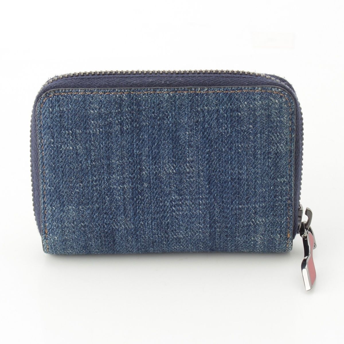 クリスチャンルブタン デニム パネトーネ スタッズ コンパクト