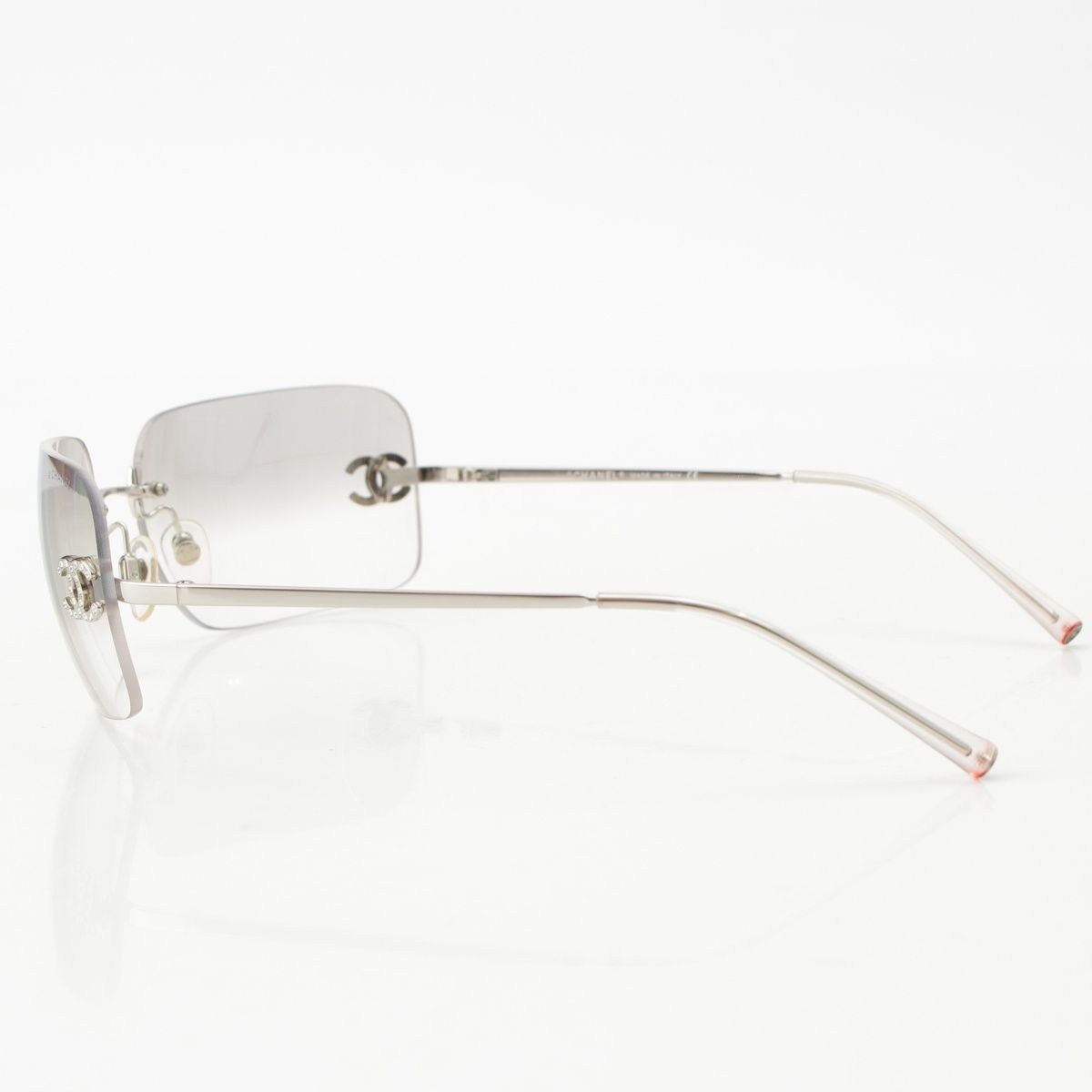 シャネル ココマーク ラインストーン リムレス サングラス アイウェア