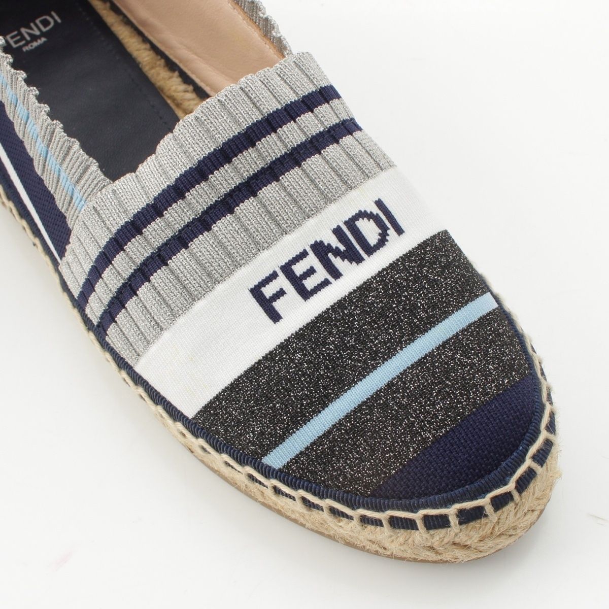 フェンディ ロゴ