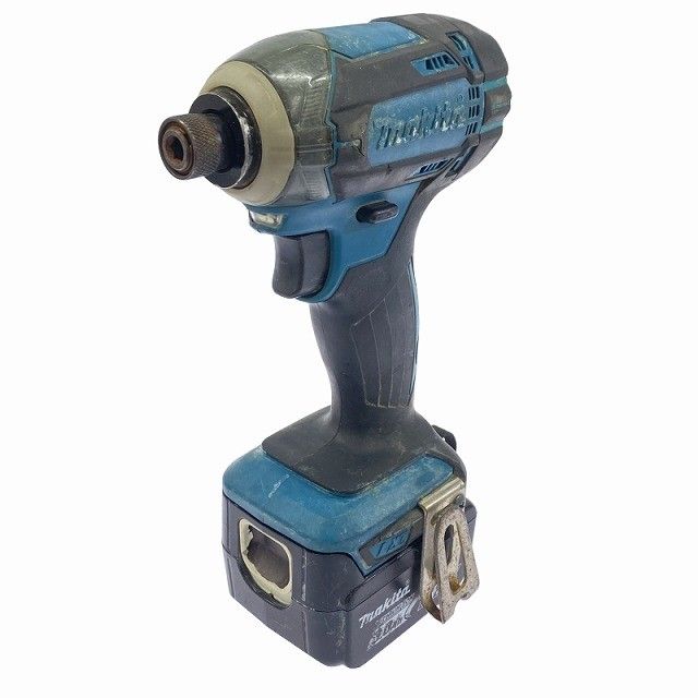 品 makita マキタ 14.4 V 充電式インパクトドライバー TD 138 D 青 ブルー バッテリ 3.0 Ah 充電器付 電動工具114776