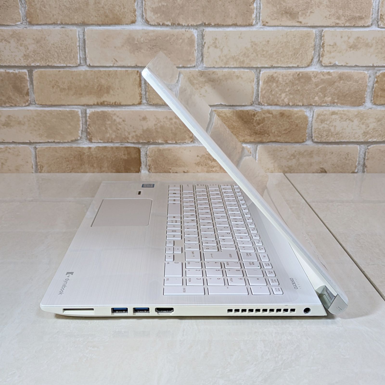 オフィス付☆SSD・i3第七世代/メモリ8G☆初心者OK！Windows11ノート